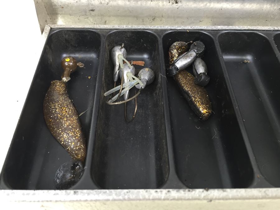 Vintage Fishing Tackle Box With Tackle [Photo 5]