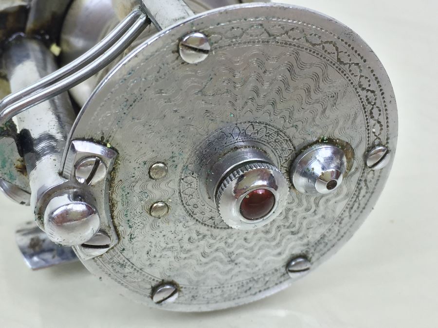 Vintage Pflueger Fishing Reel With Original Leather Pouch Great Condition Oiled [Photo 3]