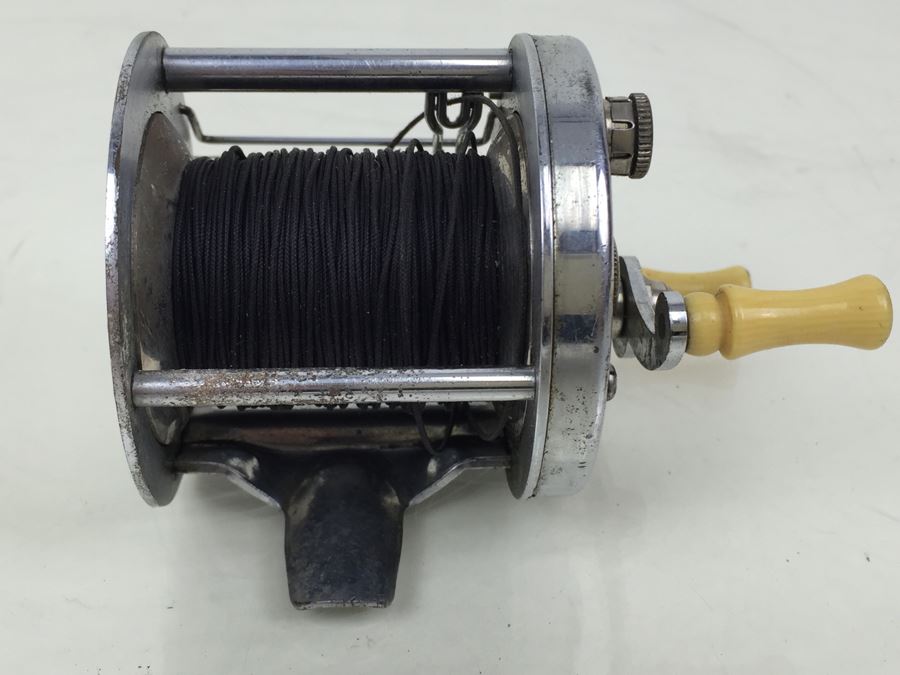 South Bend Bait Company No. 350A Fishing Reel [Photo 8]