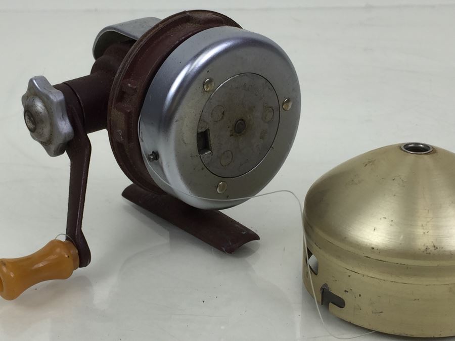 Langley Deluxe Model 900 Fishing Reel [Photo 9]