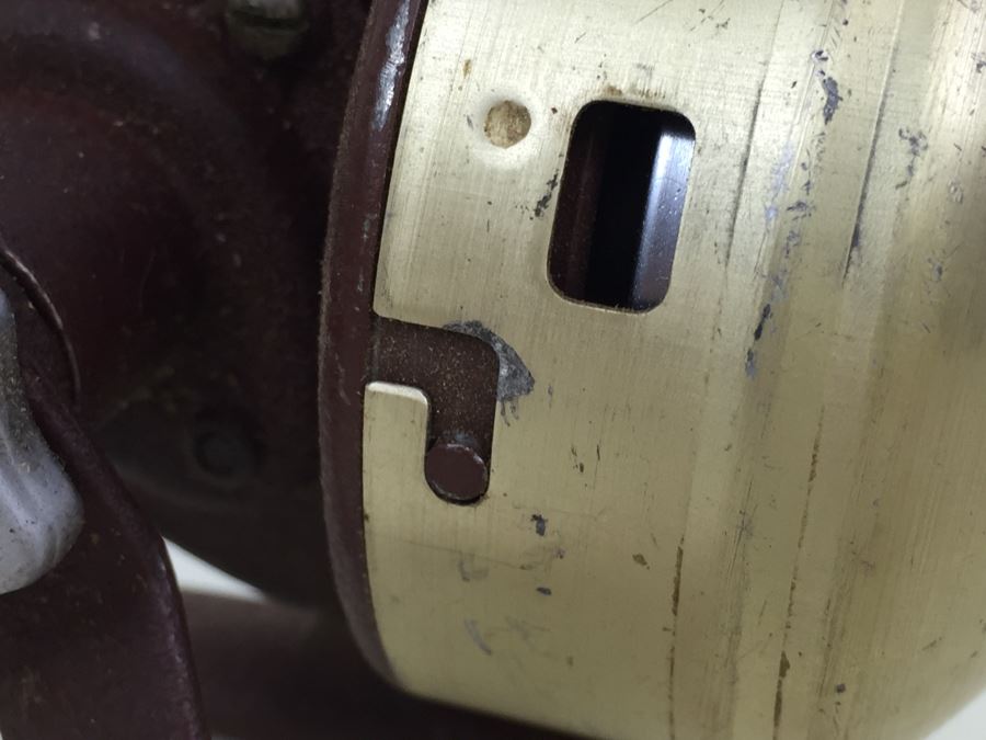 Langley Deluxe Model 900 Fishing Reel [Photo 7]