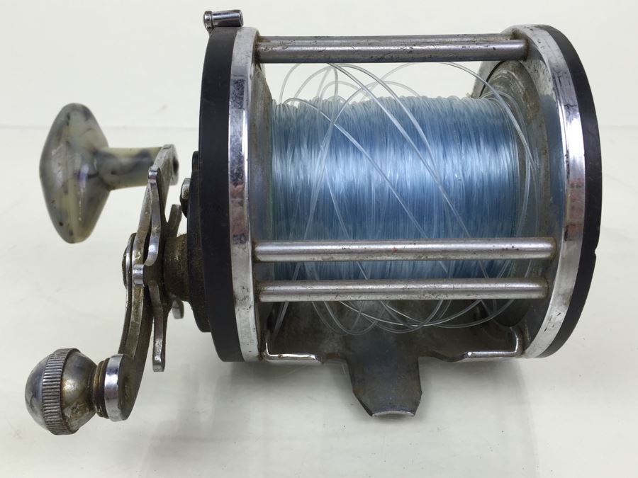 Angeleno Fishing Reel By Ocean City [Photo 7]