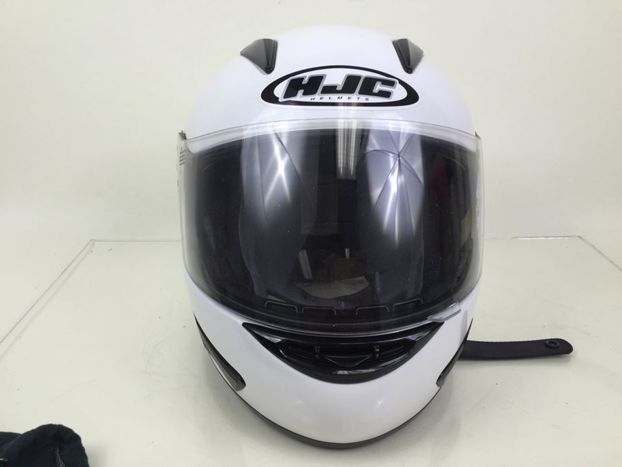 HJC Motorcycle Helmet Size M [Photo 1]