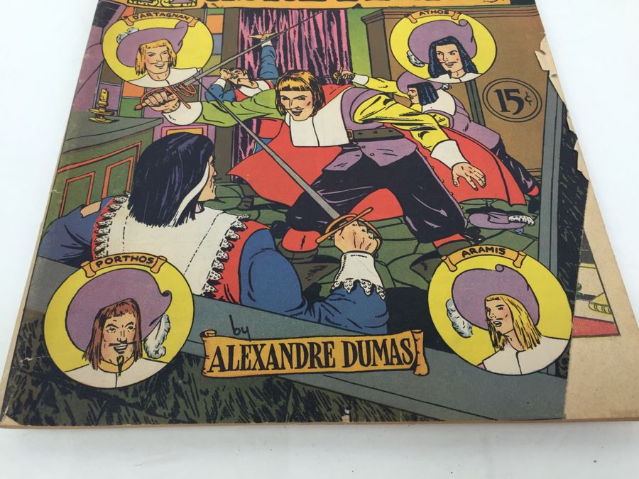 CLASSICS Illustrated Comic Book 'The Three Musketeers' No. 1 [Photo 5]