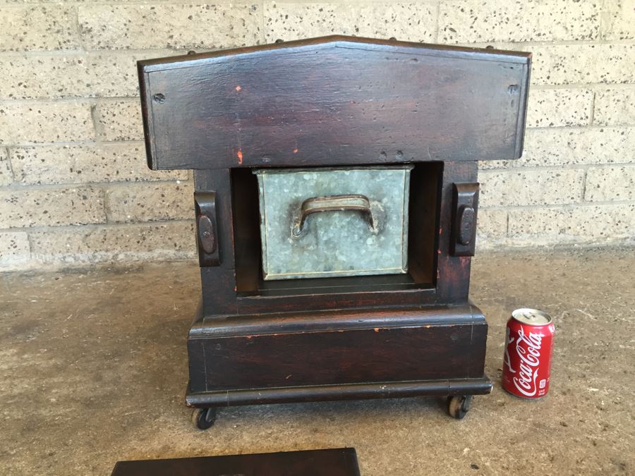 Antique Ship Captain's Ornate Chamber Pot Commode On Casters From Mid ...