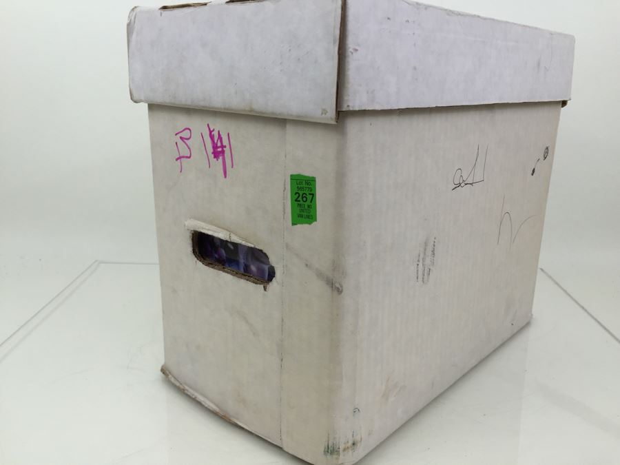 Short Box Of Bagged Comics Various Titles Some Signed Comic Books [Photo 4]