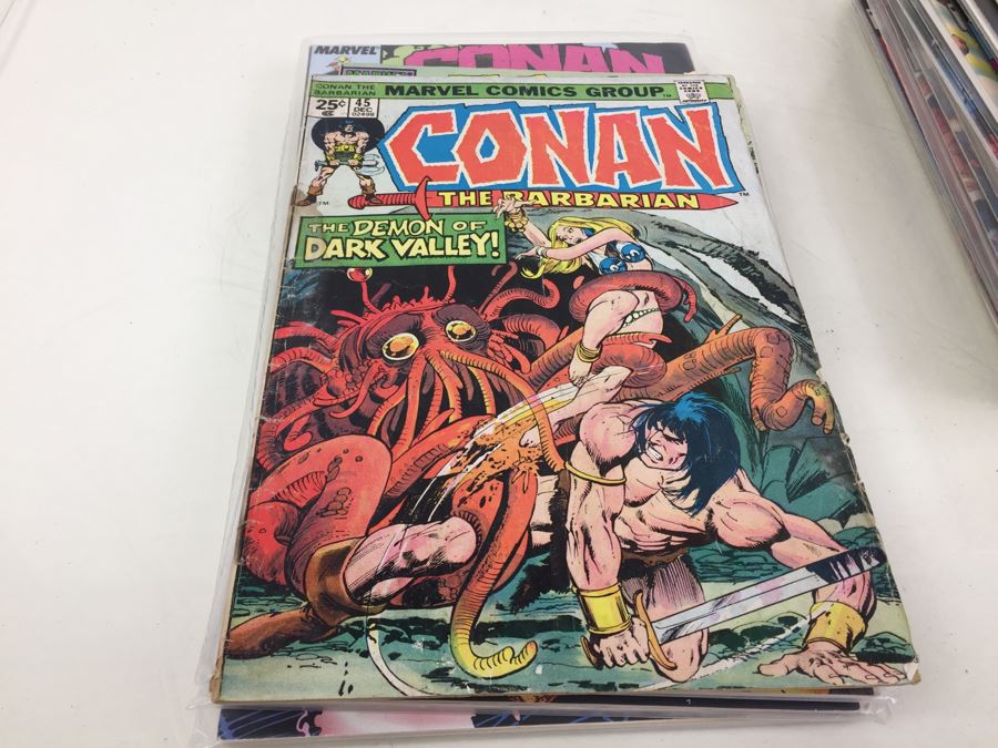 Short Box Of Bagged Comics Various Titles Some Signed Comic Books [Photo 30]