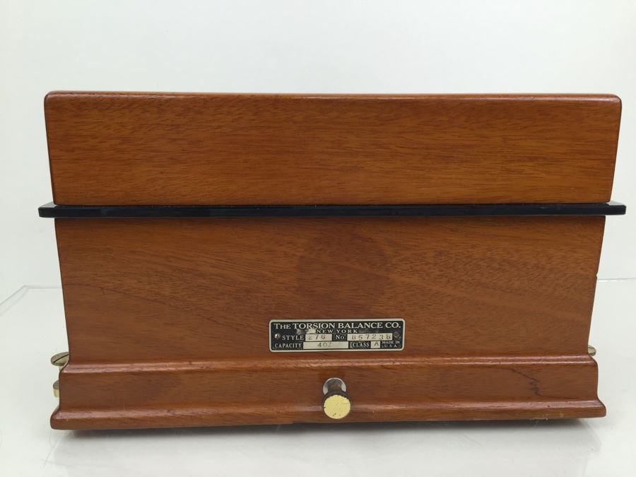 Large Vintage Apothecary Scale The Torsion Balance Co. Scale Style 276 No. B57238 In Excellent Condition [Photo 4]
