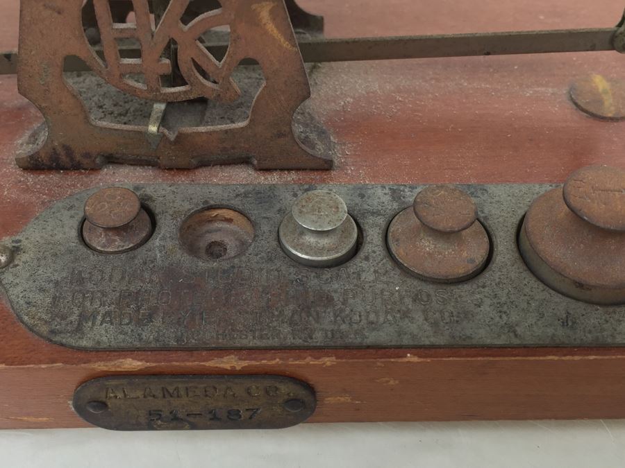 Vintage Eastman Kodak Studio Scale For Photographic Purposes With Weights [Photo 12]