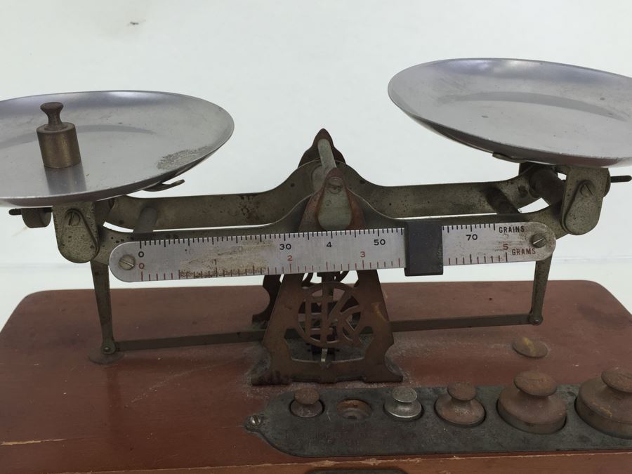 Vintage Eastman Kodak Studio Scale For Photographic Purposes With Weights [Photo 2]
