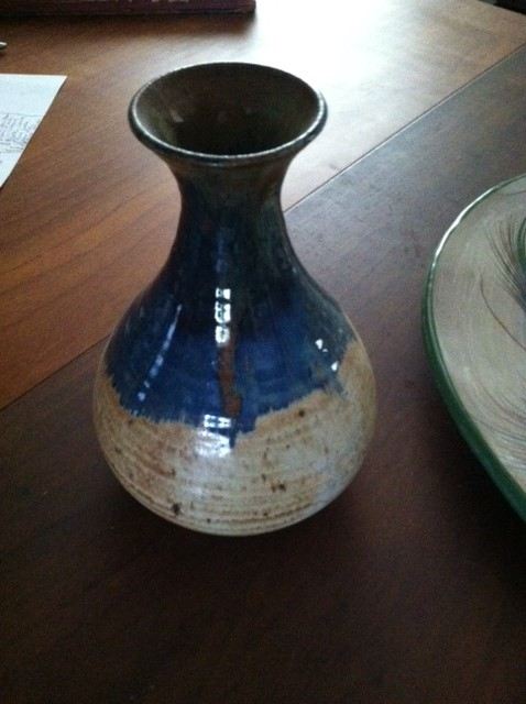 Large Hand Painted Bird Plate and Vase [Photo 2]