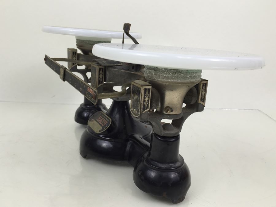 Vintage OHAUS Scale Newark Scale Works, Newark, NJ Capacity 2 Kilos [Photo 16]