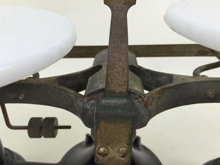 Vintage OHAUS Scale Newark Scale Works, Newark, NJ Capacity 2 Kilos [Photo 21]