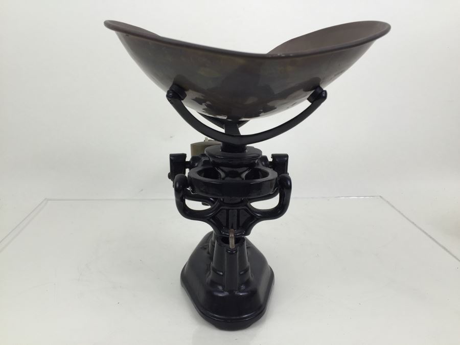 Vintage Fairbanks Scale Cast Iron And Brass Candy Store Produce Grain Scale [Photo 16]