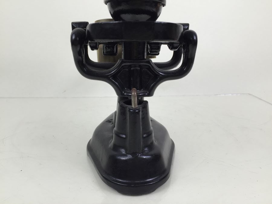 Vintage Fairbanks Scale Cast Iron And Brass Candy Store Produce Grain Scale [Photo 17]