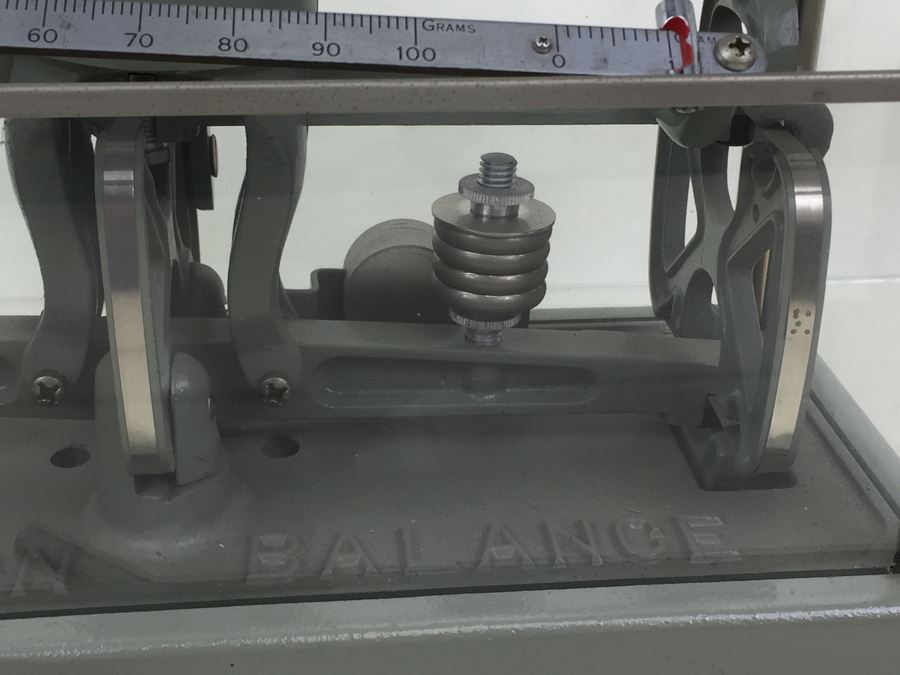 Vintage Apothecary Torsion Balance Scale From The Torsion Balance Co. Model IL 1 Heavy Cast Iron With Thick Glass Panels Excellent Condition [Photo 7]