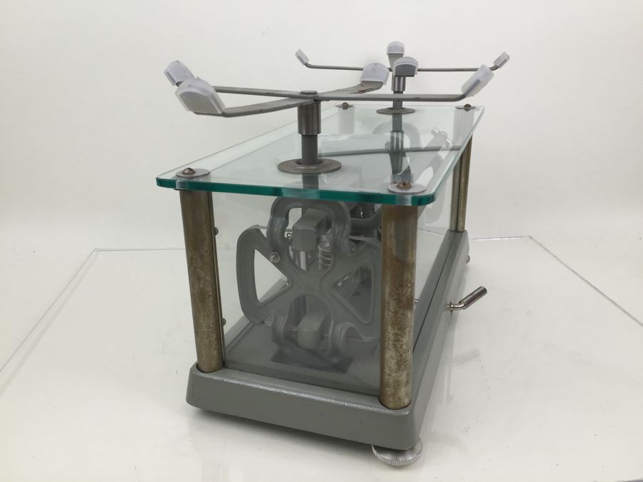 Vintage Apothecary Torsion Balance Scale From The Torsion Balance Co. Model IL 1 Heavy Cast Iron With Thick Glass Panels Excellent Condition [Photo 16]