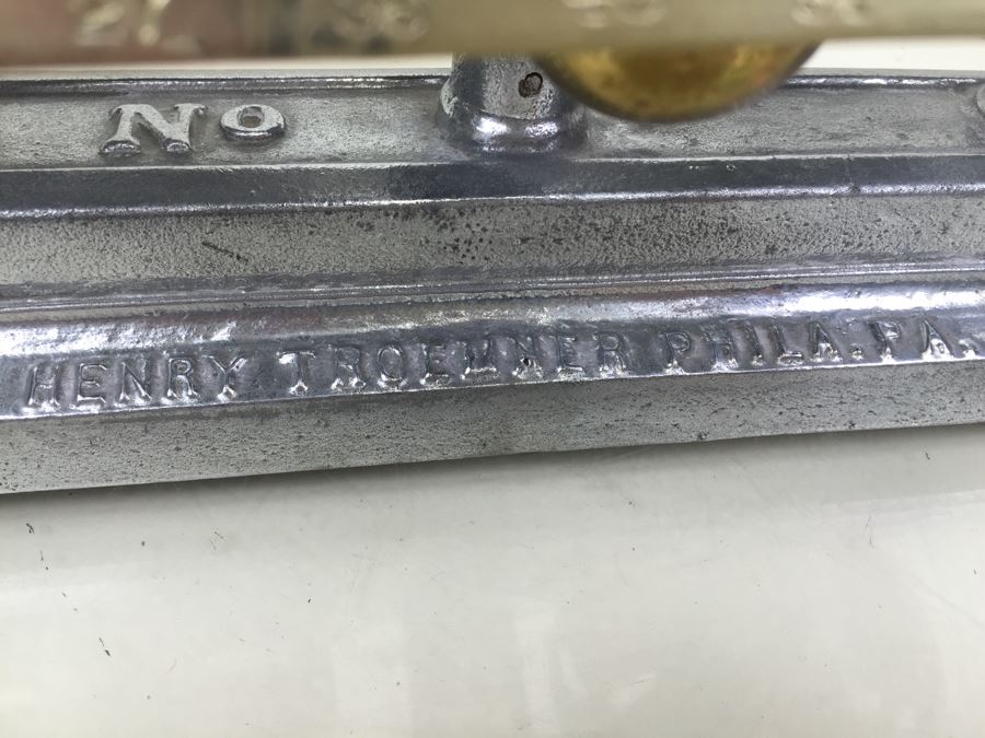 Rare Vintage Henry Troemner Cream Testing Scale Agate Bearings Excellent Condition [Photo 8]