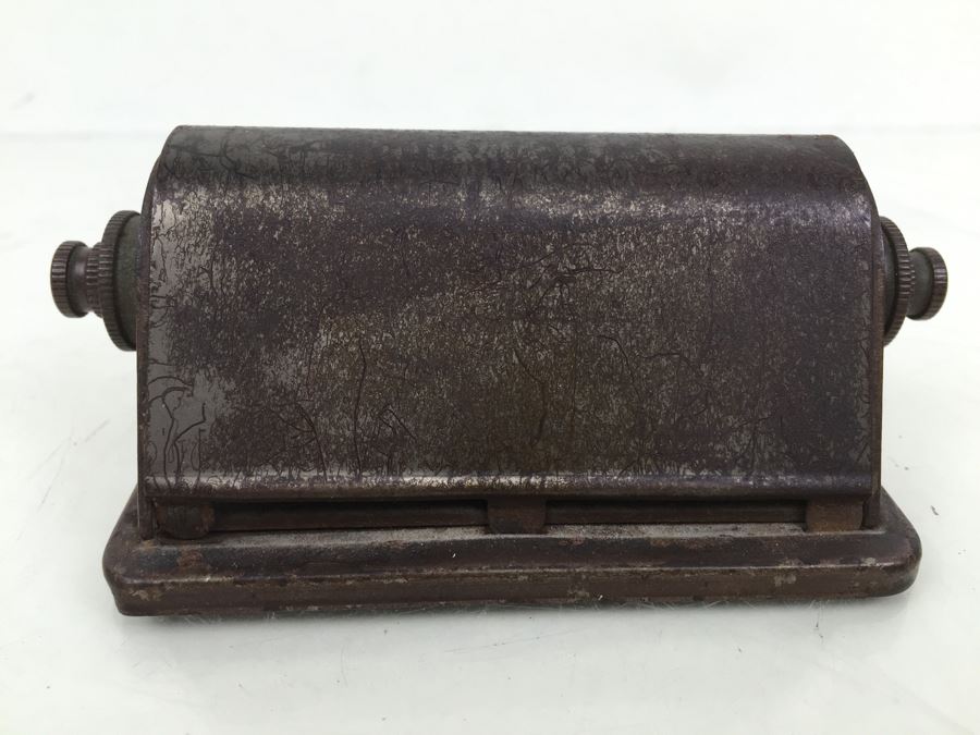 Vintage Metal Industrial Desk Calendar [Photo 6]