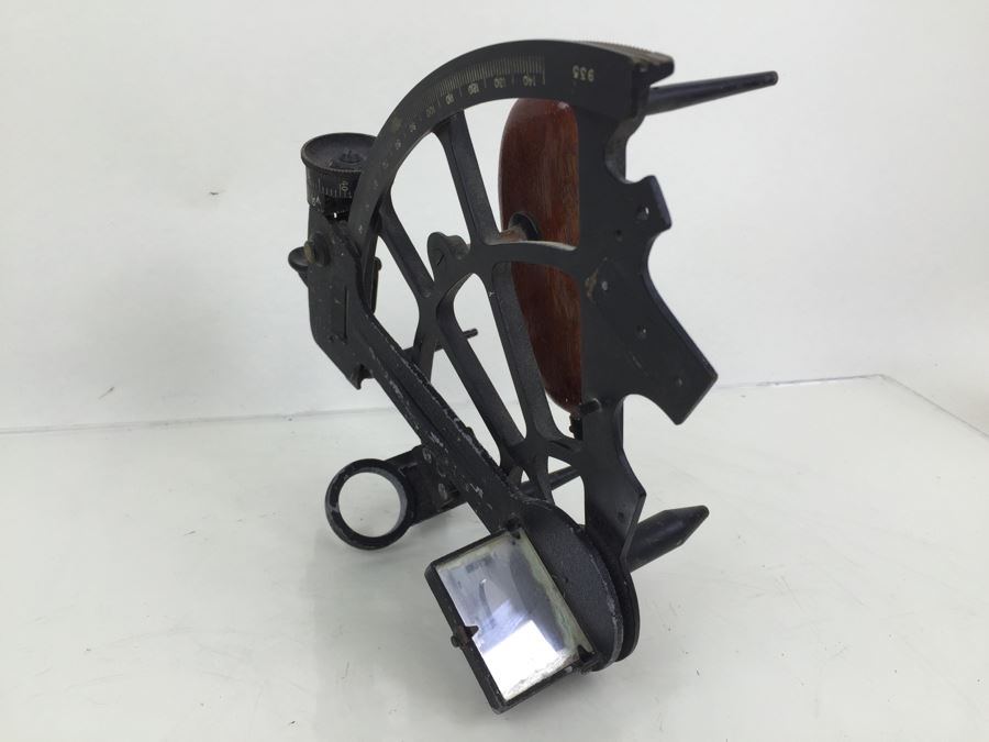 Vintage 1940's Leupold & Steven Instruments U.S. Maritime Commission Sextant [Photo 10]