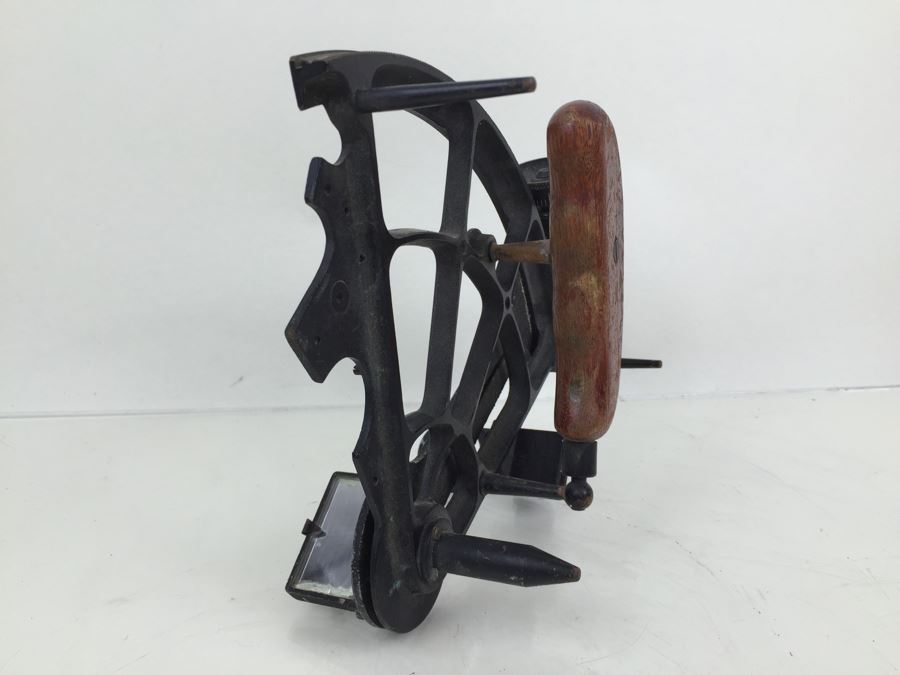 Vintage 1940's Leupold & Steven Instruments U.S. Maritime Commission Sextant [Photo 9]
