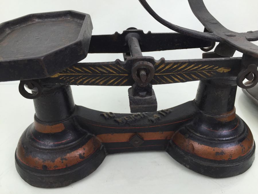 Vintage Scale Gilt Paint Cast Iron Candy Store Produce Grain Scale [Photo 13]