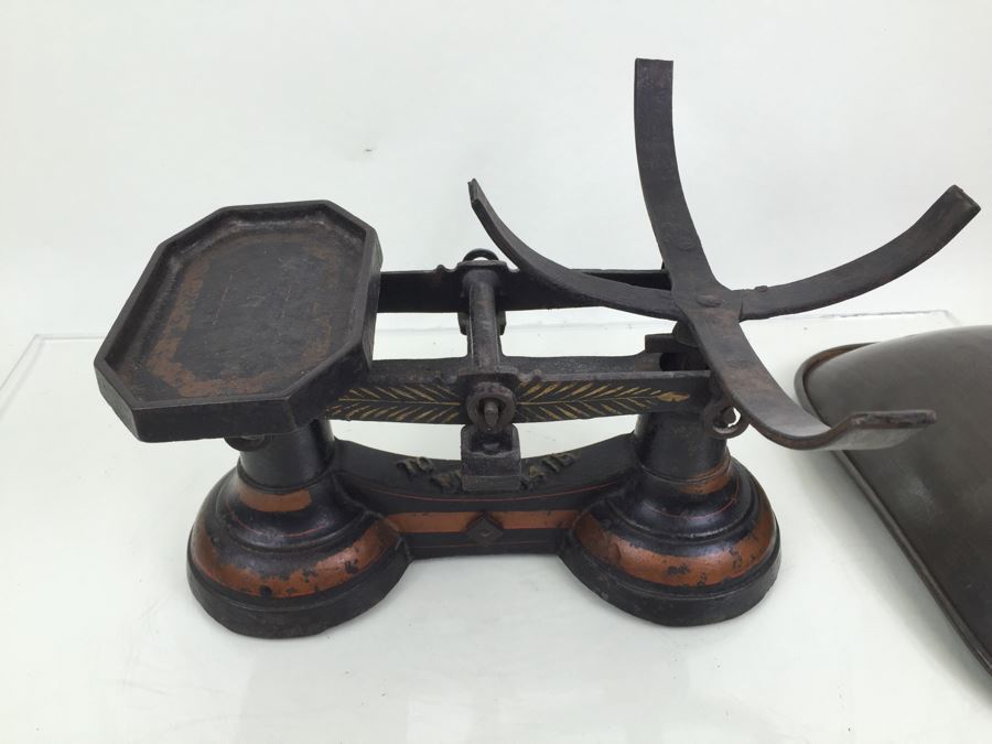 Vintage Scale Gilt Paint Cast Iron Candy Store Produce Grain Scale [Photo 11]