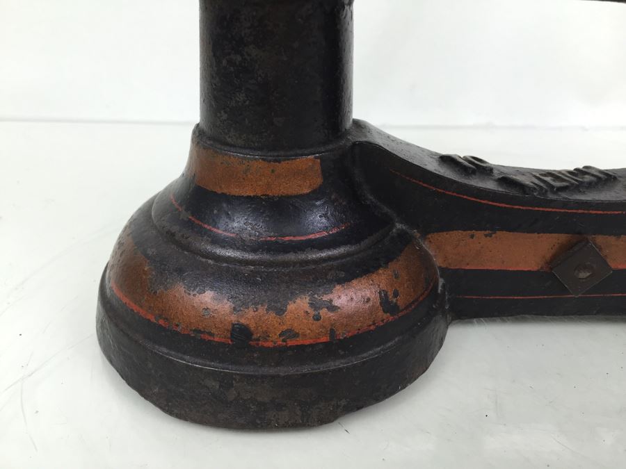 Vintage Scale Gilt Paint Cast Iron Candy Store Produce Grain Scale [Photo 8]