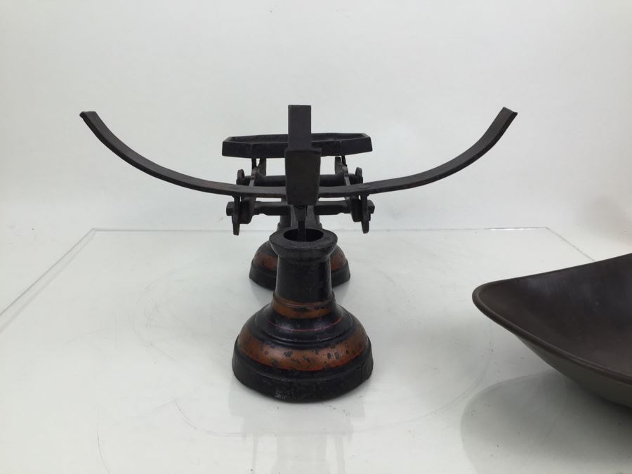 Vintage Scale Gilt Paint Cast Iron Candy Store Produce Grain Scale [Photo 20]