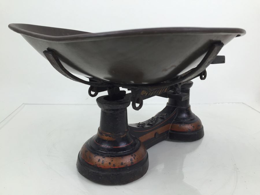Vintage Scale Gilt Paint Cast Iron Candy Store Produce Grain Scale [Photo 18]