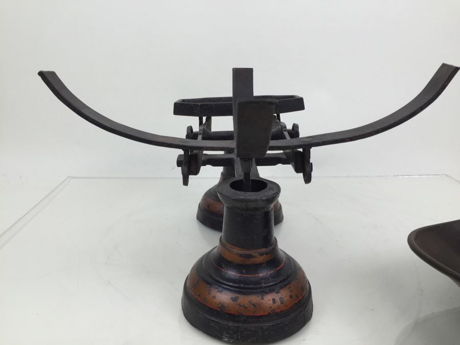 Vintage Scale Gilt Paint Cast Iron Candy Store Produce Grain Scale [Photo 21]