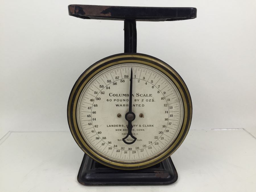 Vintage Columbia Family Scale Landers, Frary & Clark [Photo 4]