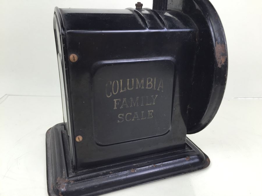 Vintage Columbia Family Scale Landers, Frary & Clark [Photo 10]