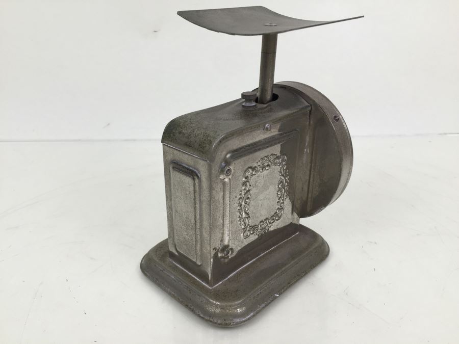 Vintage U.S. Postal Scale [Photo 10]