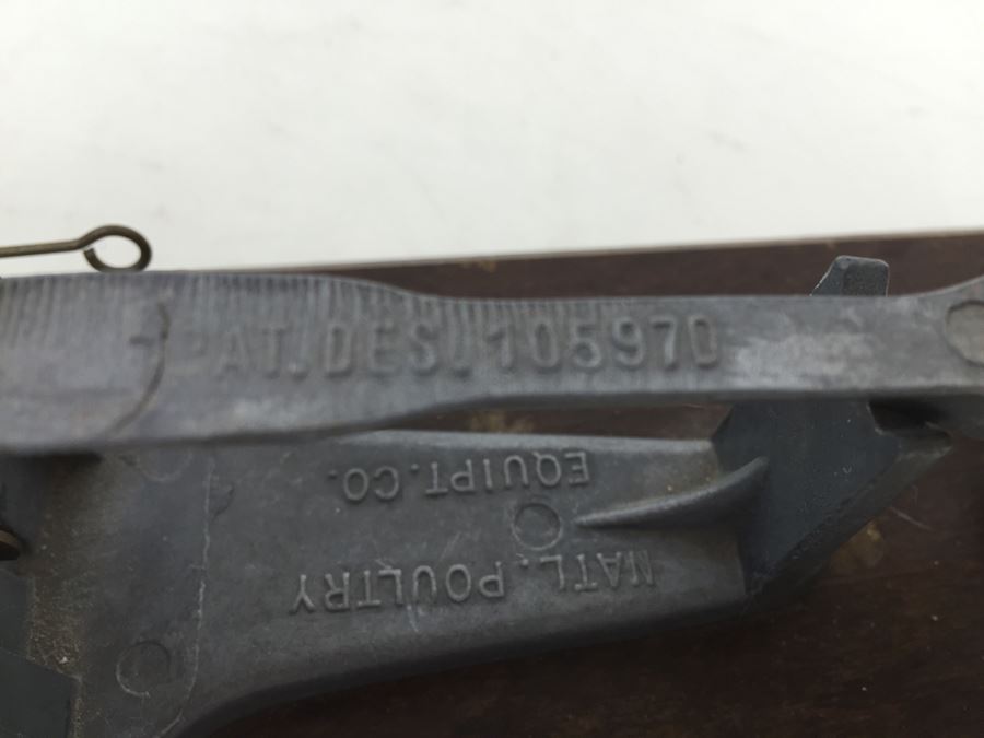 Vintage National Poultry Equipment Co. Egg Scale 'Magic Scale' On Wooden Base With Weights [Photo 11]