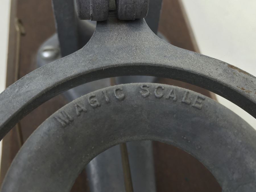 Vintage National Poultry Equipment Co. Egg Scale 'Magic Scale' On Wooden Base With Weights [Photo 7]