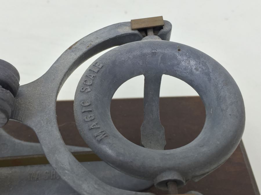 Vintage National Poultry Equipment Co. Egg Scale 'Magic Scale' On Wooden Base With Weights [Photo 6]