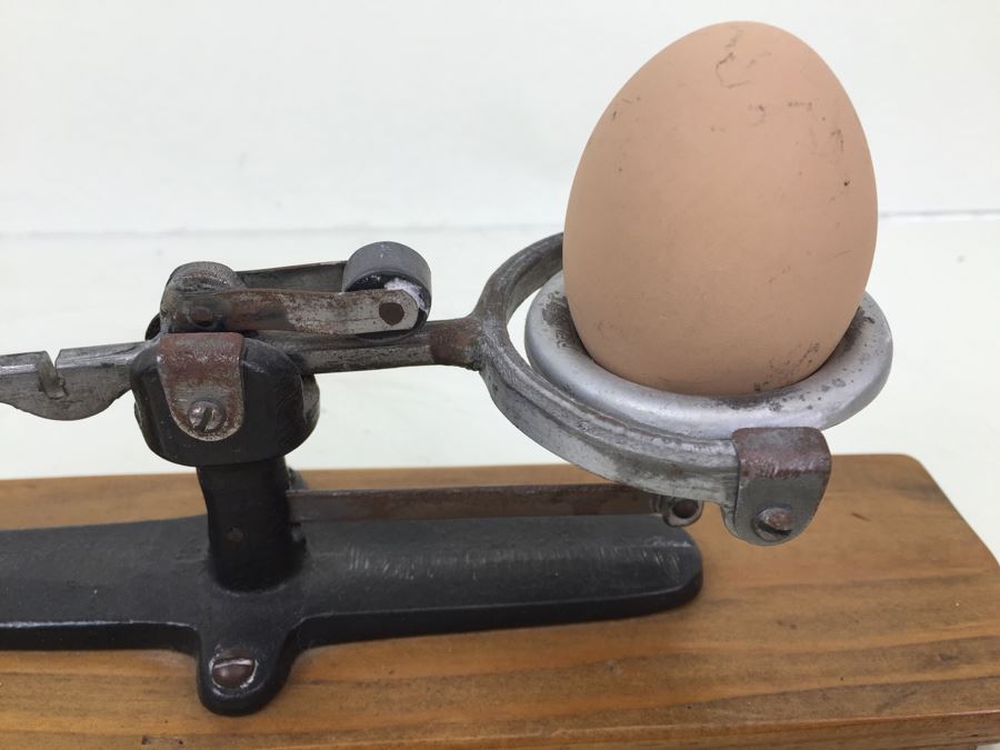 Vintage Reliable Los Angeles Egg Scale On Wooden Base [Photo 6]
