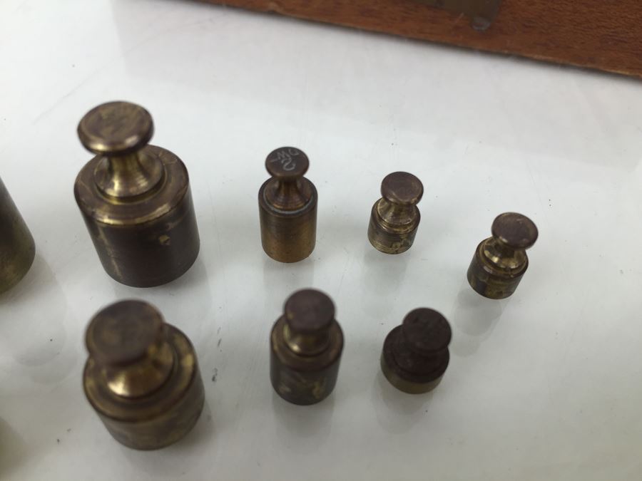 Various Vintage Scale Weights Some With Wooden Carrying Cases Boxes [Photo 10]