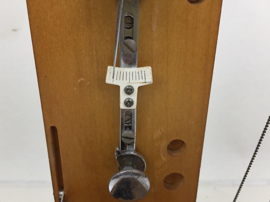 Vintage Travelling Apothecary Scale With Wooden Case And Weights [Photo 8]