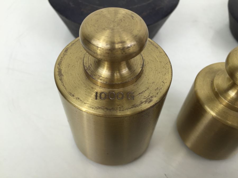 Various Vintage Scale Weights [Photo 2]