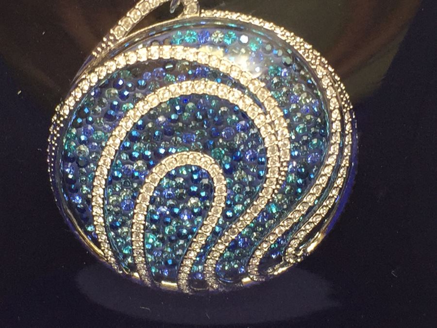 Swarovski Earth Pendant Necklace New In Box [Photo 3]