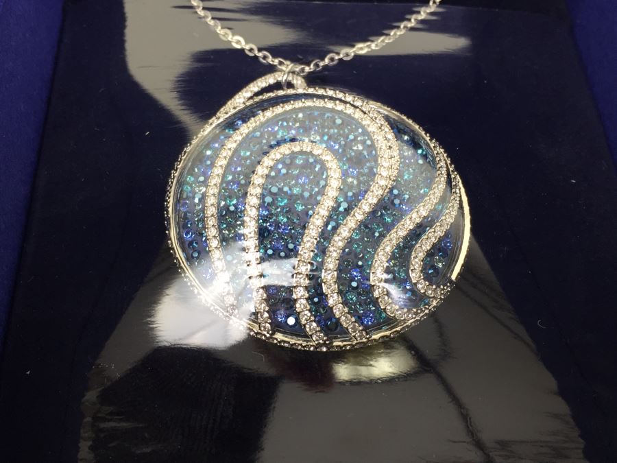 Swarovski Earth Pendant Necklace New In Box [Photo 7]