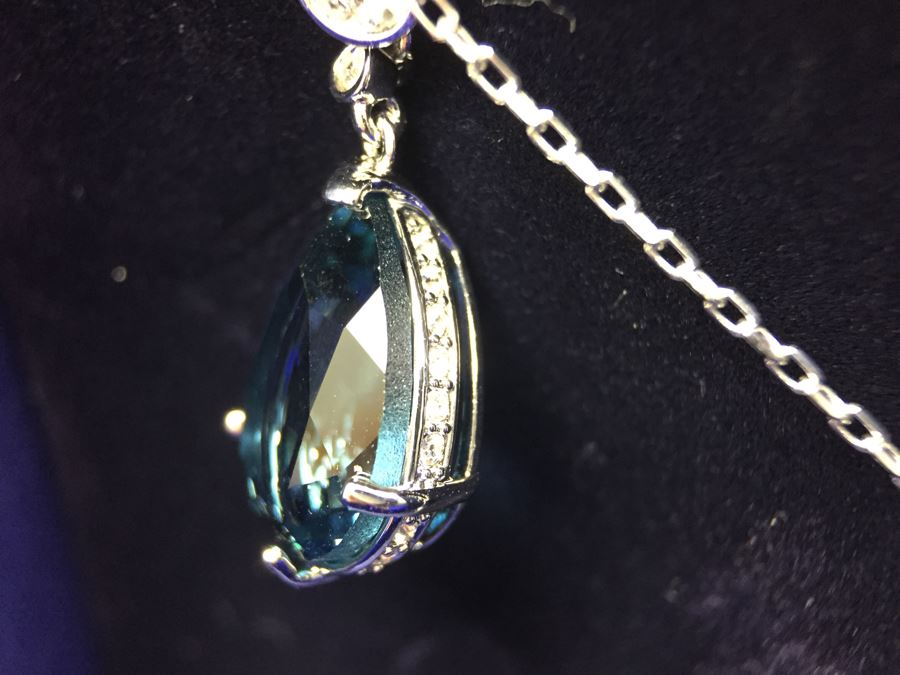 Swarovski Vintage Crystal Earrings And Pendant Necklace 5142379 New In Box [Photo 11]