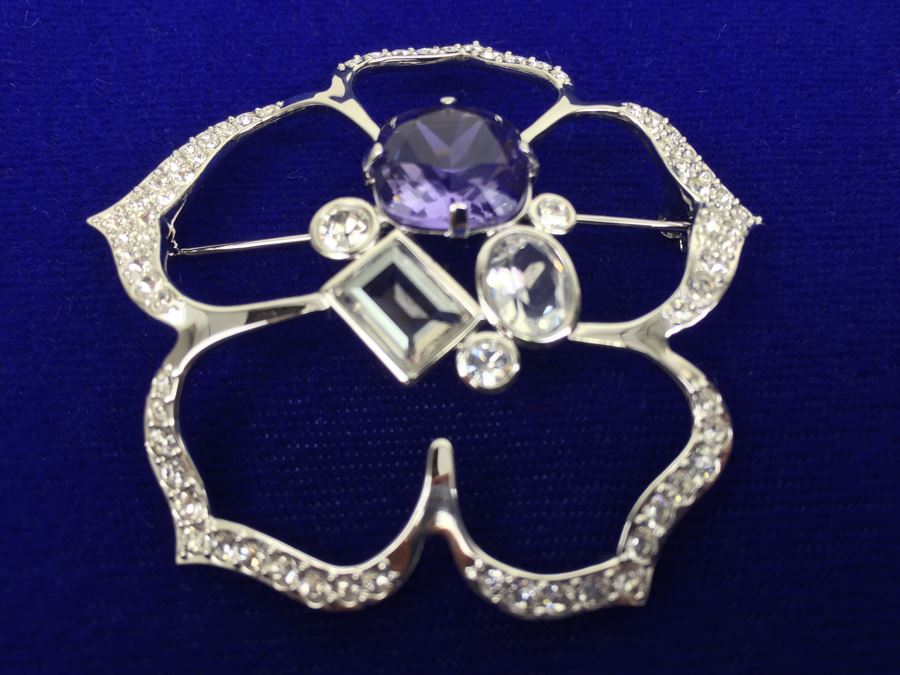 Swarovski Crystal Brooch 1070051 [Photo 5]