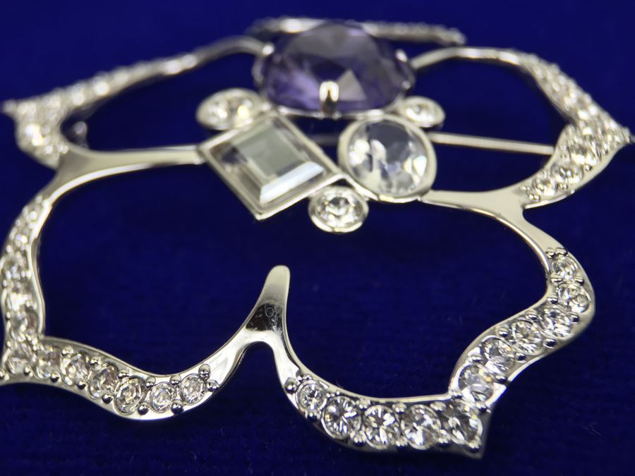 Swarovski Crystal Brooch 1070051 [Photo 10]