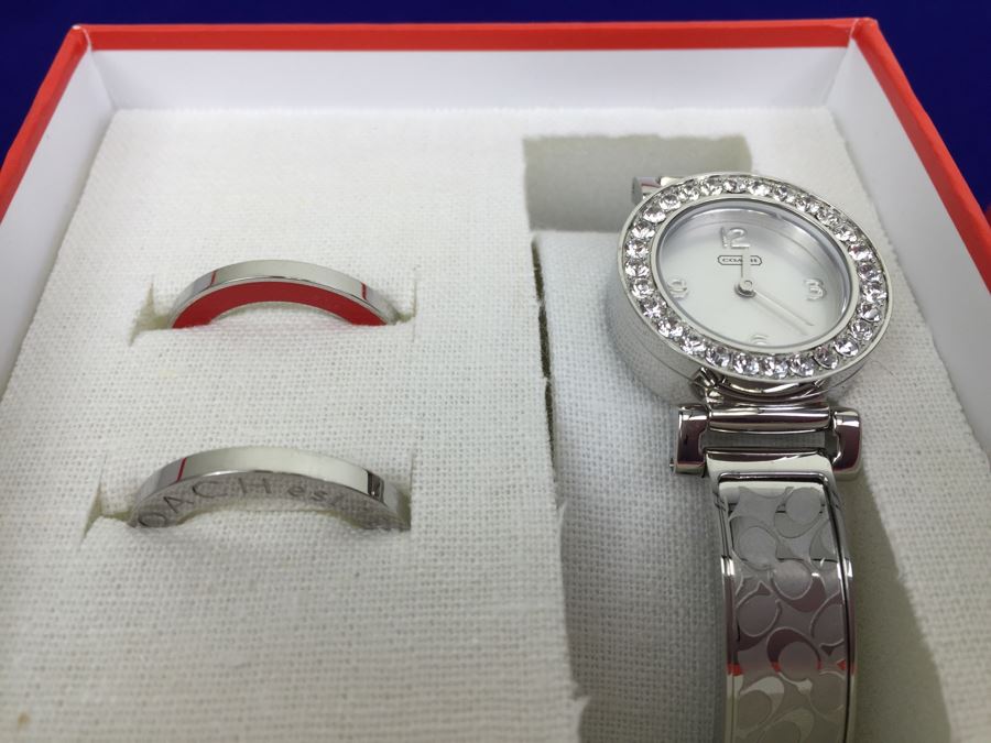Coach Womens Watch New In Box [Photo 5]