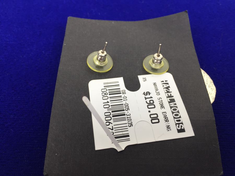 Sterling Silver Lapis Lazuli Pierced Earrings [Photo 9]