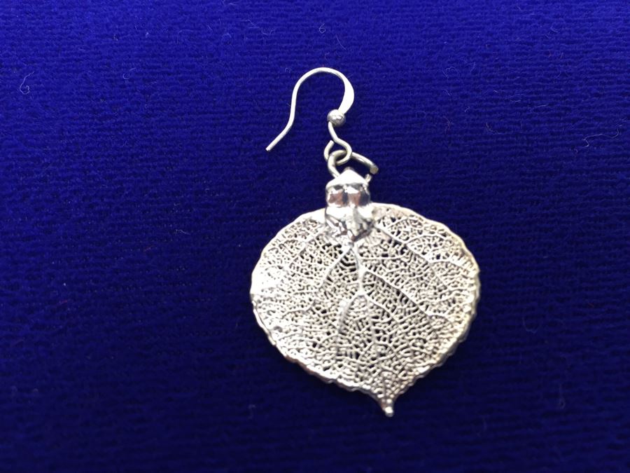 Sterling Silver Italy Chain Necklace With Silver Leaf Pendant And Matching Leaf Earrings [Photo 4]