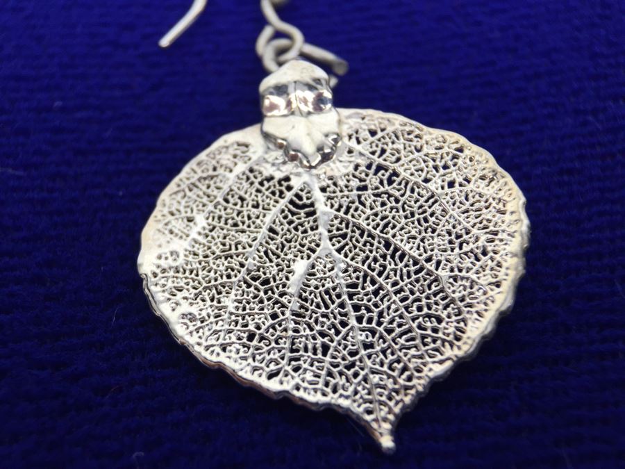 Sterling Silver Italy Chain Necklace With Silver Leaf Pendant And Matching Leaf Earrings [Photo 15]